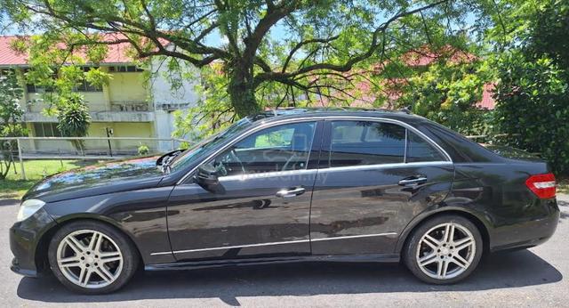 Mercedes Benz E250 AMG (A) Blacklist Fulloan Malay - 5