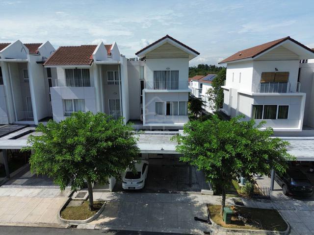 3 Storey Terrace Camelia, Tamansari, Rawang 1