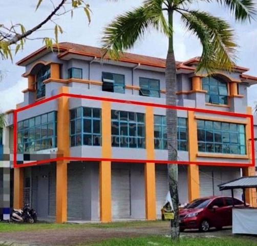 Plaza Permai @ Alam Mesra | Corner 1sf Floor | 1