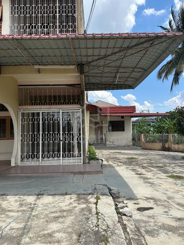 2 storey corner house 1