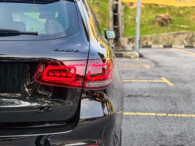 Mercedes Benz GLC300 2.0 4MATIC AMG BrwnSeat GLC63 - 5