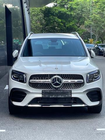 Mercedes Benz GLB250 4MATIC AMG CBU - 1
