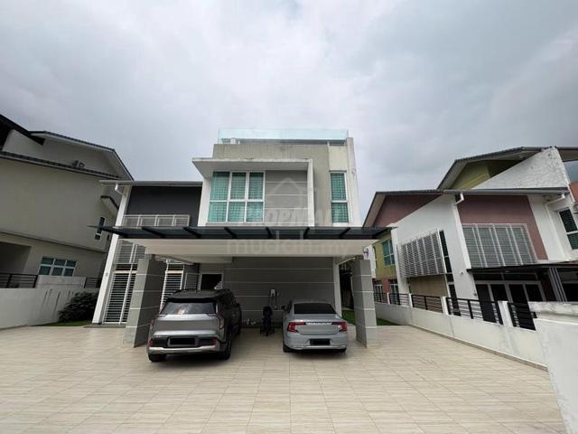 Renovated 3 Storey Bungalow Astellia Residences, Denai Alam 1
