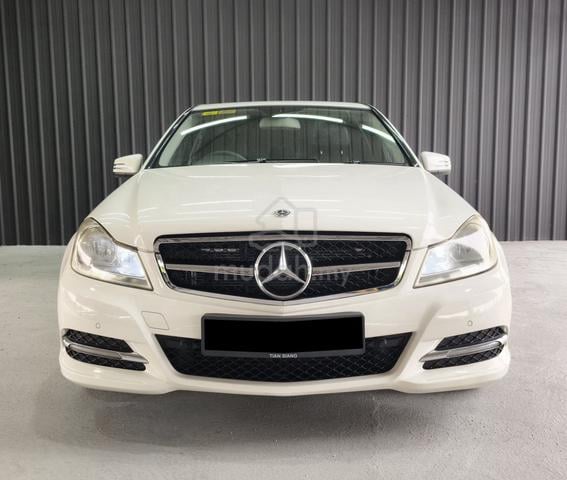 Mercedes Benz C180 CGI (A) (CKD) BlueEFCY 7 SPEED - 2