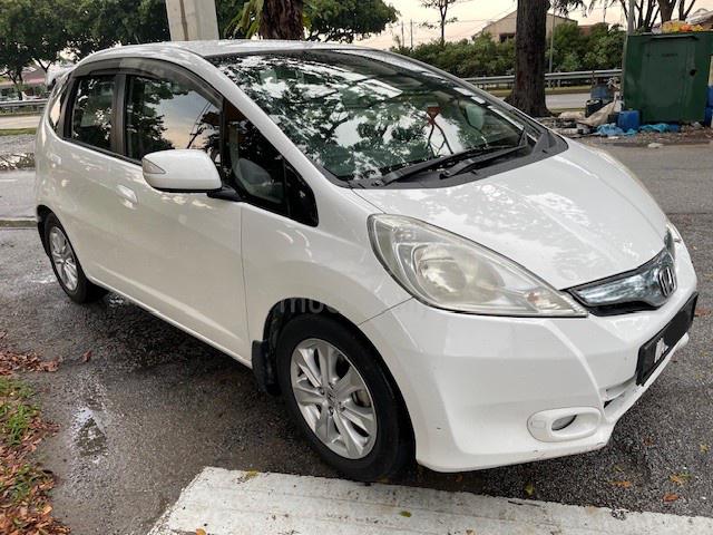 2014 Honda JAZZ 1.3 HYBRID FACELIFT (A) - 1