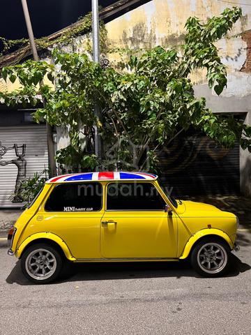 Classic Austin Mini Auto - 1