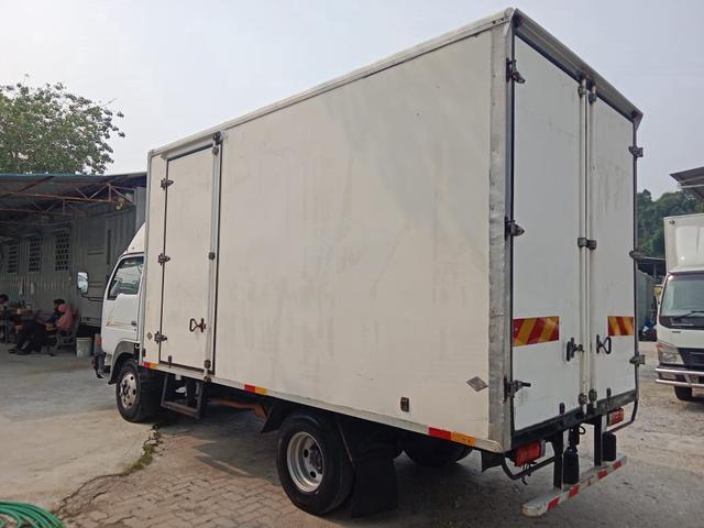 2013 Nissan UD YU41T5 (UBS) | Alu Box 14'3" - photo 3 of 6