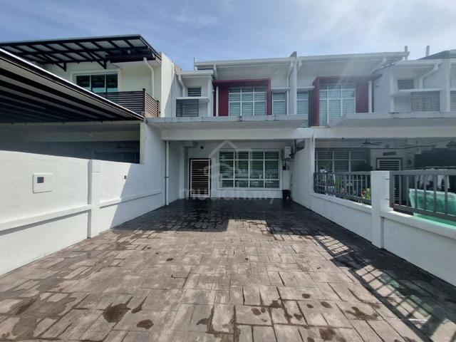 [RENOVATED & OPEN FACING ] Double Storey Pines 1 Hillpark, Puncak Alam 1