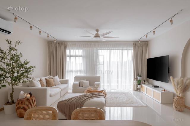 Aura Residence 1
