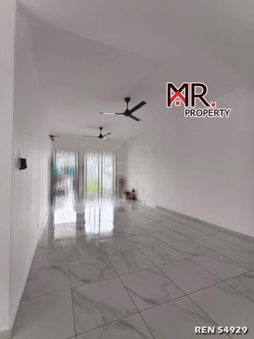 NEW UNIT Single Storey Terrace Villa Natura @ Seri Astana FOR RENT 1