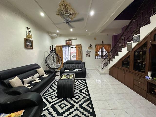 (Bellow Market) Double Storey Puncak Jelapang, Ipoh 1