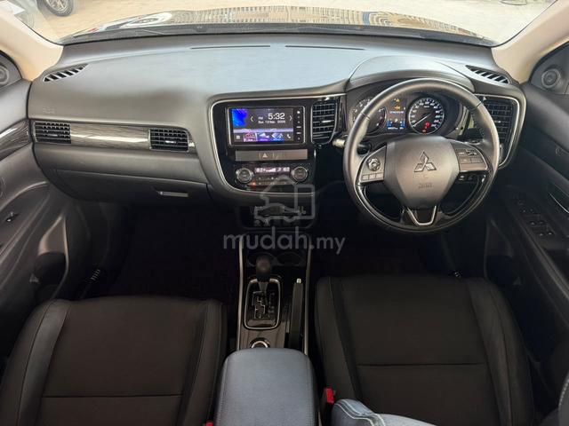 FULL LOAN!!! 2018 Mitsubishi OUTLANDER 2.0 4WD - 5