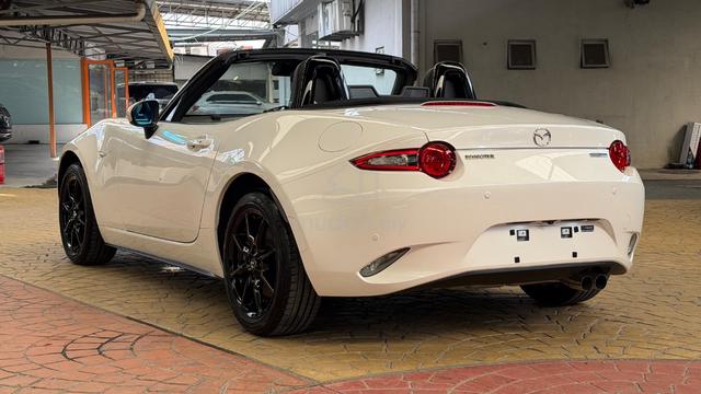 2023 Mazda Roadster 1.5 Manual RS Soft Top 2WD Con - 2