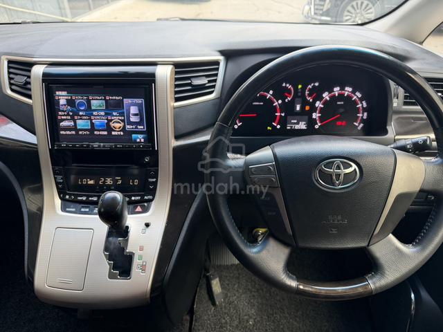 2014 Toyota ALPHARD 2.4 240S TYPE GOLD FACELIFT - 3