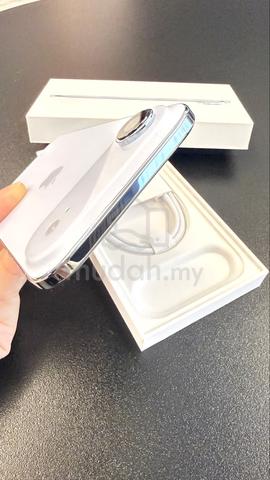 Used iPhone Air 256GB liked NEW - photo 5 of 6