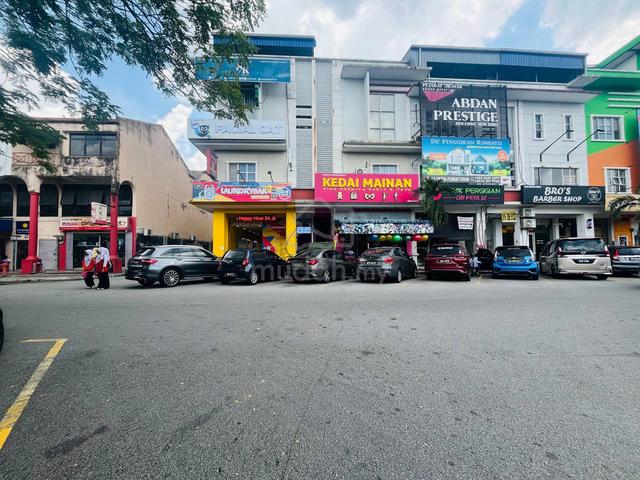 GF shoplot Seksyen 19 near Salam Medical Center Shah Alam for Rent 1