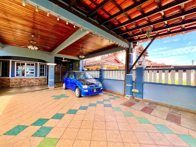 RENOVATED Double Storey Terrace Taman Seri Delek Kg Delek Klang 1