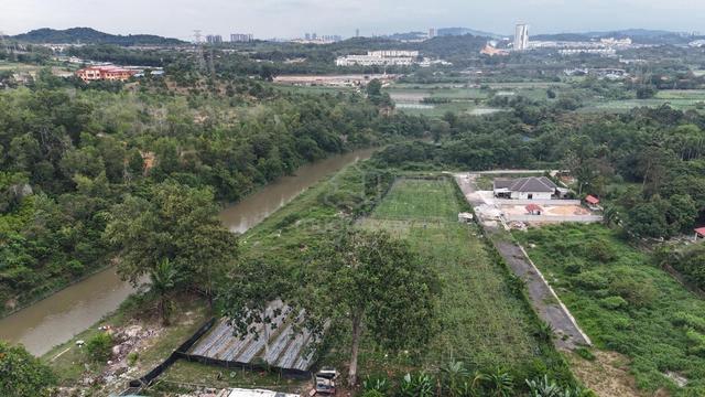 Tanah Pertanian  1 Ekar Pulau Meranti Puchong Untuk Dijual. 1