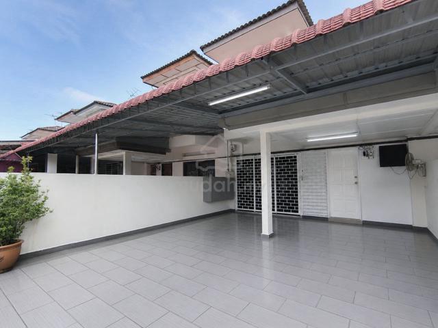 Pengkalan / 2 Storey Terrace House / 20x70 / Kitchen Fully Extended! 1