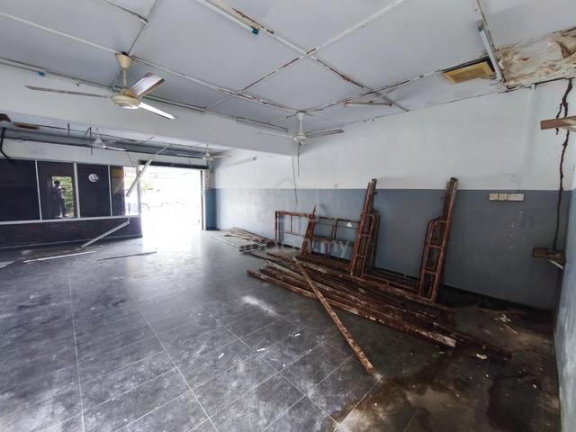 [Below Market Value] USJ 1 Single Storey Shoplot For Sales 1