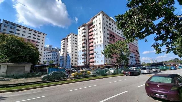 Angsana Apartment (USJ 1) 1