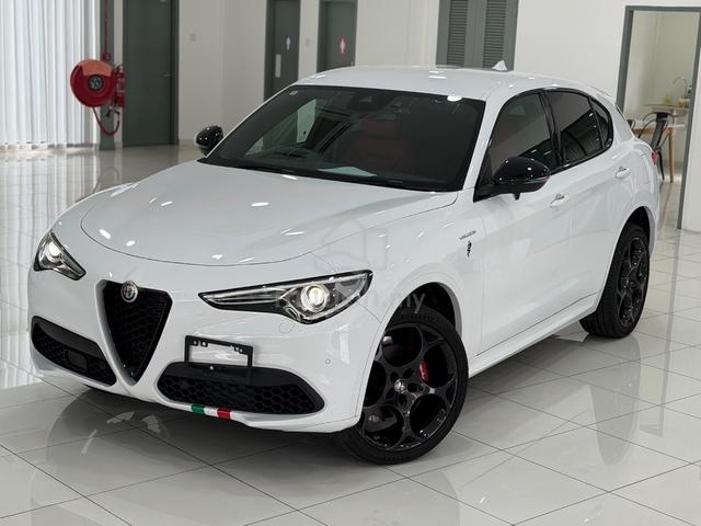 2022 Alfa Romeo STELVIO 2.0 VELOCE Q4 (A) - 1