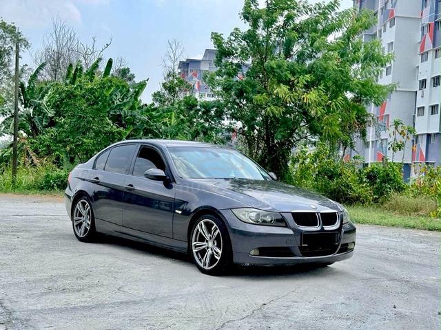 BMW 320i 2.0 2007 - 1