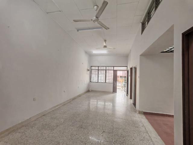 For Rent Single Storey House Tmn Pelangi 1