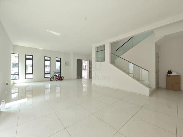 Brand New Double Storey Semi D 8 Residence Padang Temu Ujong Pasir 1