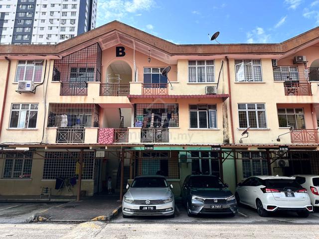 Pinggiran Cempaka, Ampang 1