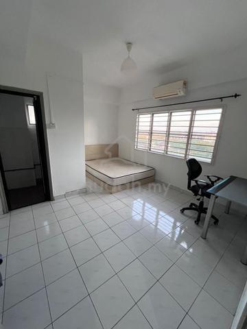 Master Room for Rent – Endah Ria Condominium, Sri Petaling 1