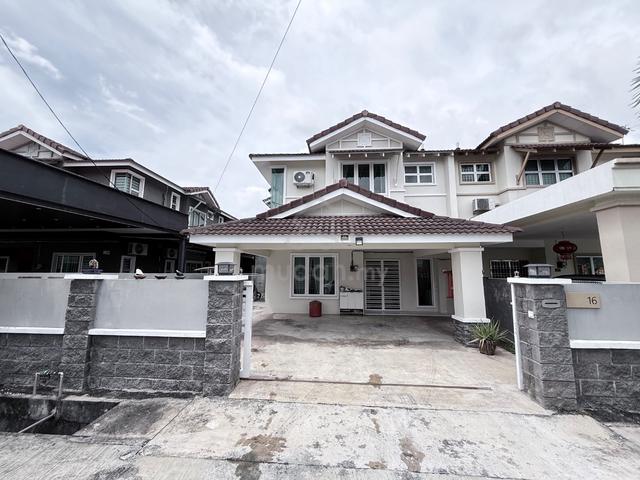 Low-density houses in the area , nearby simpang kuala town center area 1