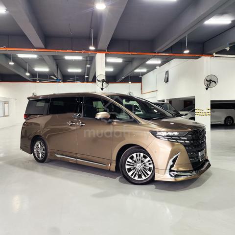 Alphard Z 2025 Bronze Gold RECOND TRUSTED ✅️ - 1