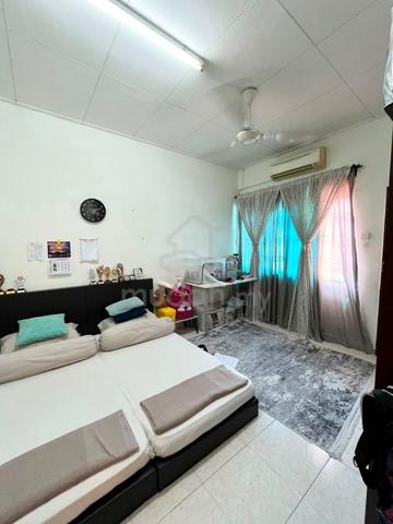 skudai taman pulai flora 2 storey terrace partial furnished for rent 1