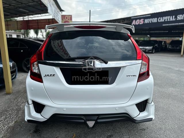 Honda JAZZ 1.5 V KEYLESS BODYKIT YEAR MADE 2015 - 4