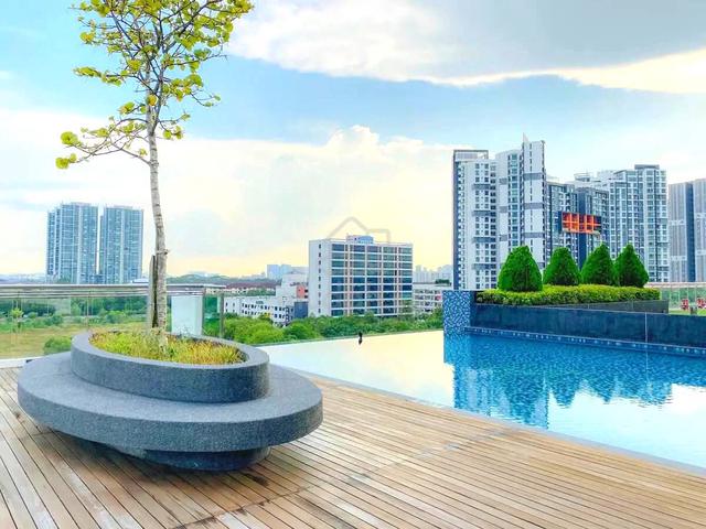 Marina Residence 1