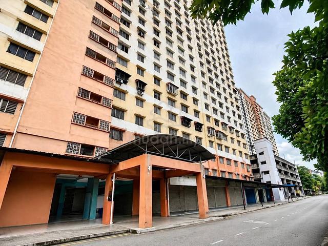 Flora Damansara 1