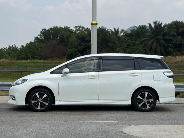2017 PADDLE SHIFT Toyota WISH 1.8 S (A) - 4