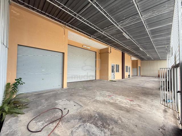 Menglembu Chandran Raya Semi-D Warehouse Move in condition Ipoh 1