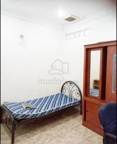 Aircon Room walking distance to Hospital Sultanah Bahiyah, Alor Setar 1