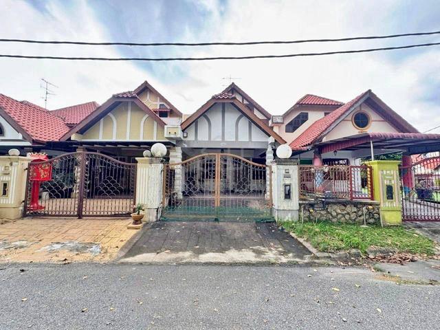 JALAN BERINGIN, Taman Rinting Masai Fully Renovated [Gated & Guarded] 1