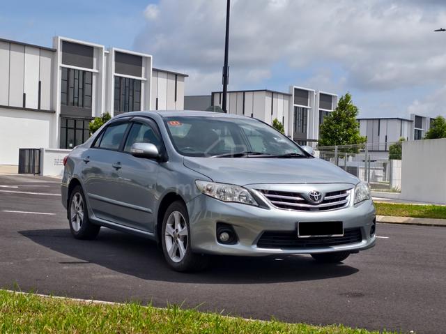 {2013}Toyota COROLLA ALTIS 1.8 E (A) OFFER OTR - 1