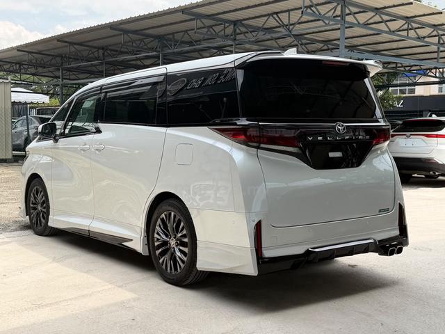 2024 Toyota VELLFIRE 2.4 Z PREMIER (GR BODYKIT) - 4