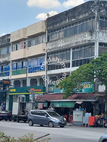 Four Storey Shop Office Taman Alam Jaya Batu 9 Cheras 1