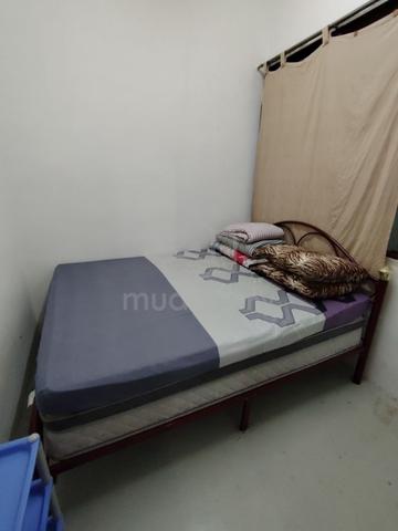 Taman Johor , Behind Paradigm Mall  Full Loan Unit , Fully Extend 4