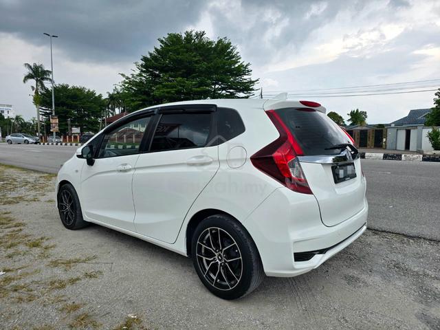 2017 Honda JAZZ 1.5 E 3 Year Waranty No Hidden fee - 3