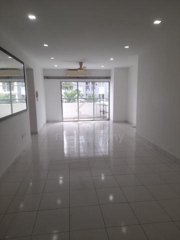 Perdana Emerald 1