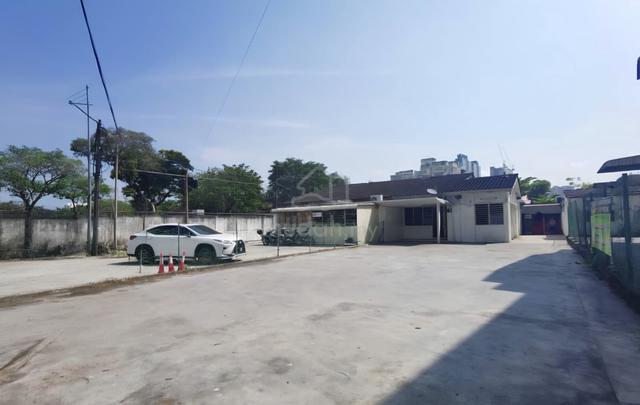 BIG LAND! MAINROAD (commercial use) JELUTONG nr Georgetown 1