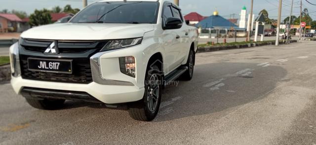 2022 Mitsubishi TRITON 2.4 VGT PREMIUM (M) - 4