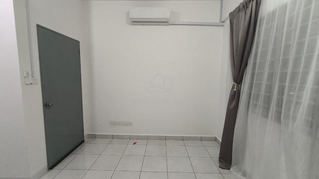 Rent-New Renovated Single Room with Aircond at Vila Mutiara Menggatal 5